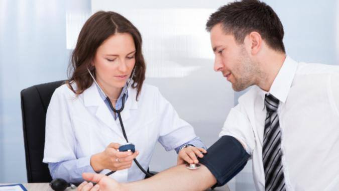 Những bệnh thường gặp khác là viêm đường hô hấp trên, huyết áp cao, đau lưng, ho và viêm amidan nhưng đây đều là những bệnh không nghiêm trọng, đặc biệt là với một đất nước có một hệ thống chăm sóc sức khỏe tiên tiến trên thế giới.
