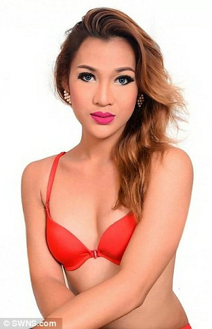 Anh này đã tìm đến chuyên gia làm đẹp rởm Euge Edward Udangan kia để đòi lại tiền nhưng bị cô ta buộc tội làm hỏng danh tiếng và còn đe dọa bị giết. Hiện cảnh sát Philippines đã ra lệnh bắt giữ đối tượng này.