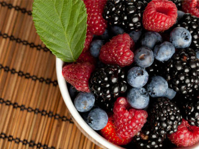 Quả mọng được các chuyên gia khuyên dùng, bởi vì chúng không những ngon mà còn có nhiều vitamin và khoáng chất giúp bạn khỏe mạnh và không bị bệnh tật.