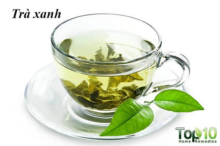 Trà xanh: Có một số chất trong trà xanh có thể hữu ích trong việc kiểm soát huyết áp cao. Các polyphenol trong trà xanh có nhiều đặc tính chống oxy hóa và chống viêm. Một nghiên cứu năm 2004 được công bố trên tạp chí Archives in Internal Medicine phát hiện rằng uống trà xanh hoặc trà ô long khoảng 120 mL mỗi ngày trong 1 năm làm giảm đáng kể nguy cơ mắc bệnh huyết áp cao.
