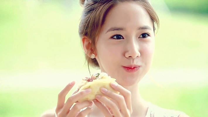 Ăn nói ô duyên. Những cô nàng ăn nói duyên dáng luôn chiếm được tình cảm từ những người xung quanh, đặc biệt là những người bạn khác giới. Ngược lại, những cô nàng ăn nói vô duyên, dù có xinh vẫn khó tìm được nửa kia của mình.