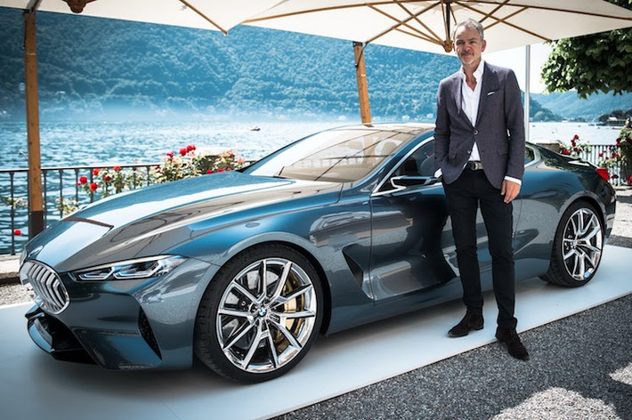 Chính ông Andrian van Hooydonk - Giám đốc thiết kế BMW đã cho biết các dòng xe sắp tới của hãng sẽ chịu ảnh hưởng từ phong cách của 8 Series. Cụ thể hơn, lưới tản nhiệt cùng đường gấp khúc ở kính sau "Hofmeister" của 8 Series sẽ xuất hiện trên những mẫu xe BMW mới, đương nhiên được chỉnh sửa nhẹ để phù hợp với từng dòng.