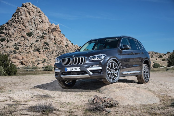 Hiện tại, BMW đang bị sụt giảm mức tăng trưởng doanh số so với các đối thủ Audi hay Mercedes bởi suy nghĩ bảo thủ trong thiết kế. Để có thể trở lại "ngôi vương", hãng sẽ tập trung vào các dòng SUV và crossover, trong đó mới nhất là chiếc xe ôtô BMW X3 2018 thế hệ mới.