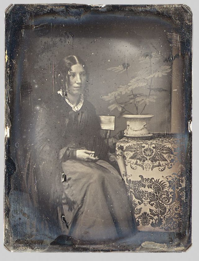 Chân dung nữ nhà văn Mỹ Harriet Beecher Stowe (1811-1896), được chụp vào khoảng năm 1850.