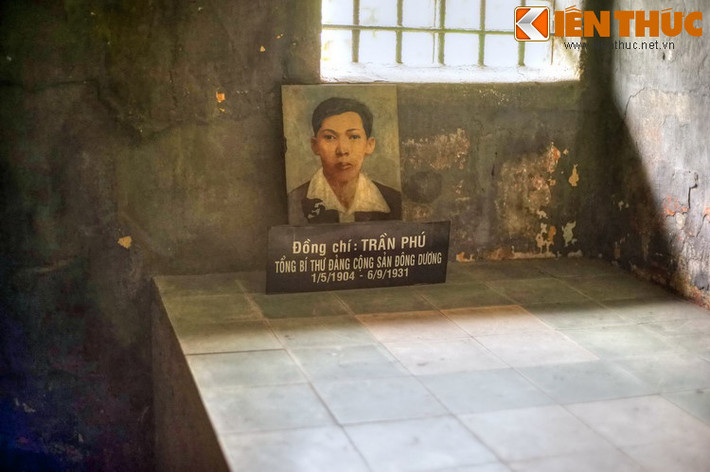 Một trong những tù nhân từng bị giam giữ tại nơi đây là đồng chí Trần Phú, Tổng bí thư đầu tiên của Đảng Cộng sản Việt Nam. Bị đưa vào trại từ ngày 26/8/1931, đồng chí từ trần ngày 6/9/1931, sau 10 ngày chống chọi với tình trạng sức khỏe suy kiệt cùng căn bệnh lao ác tính.