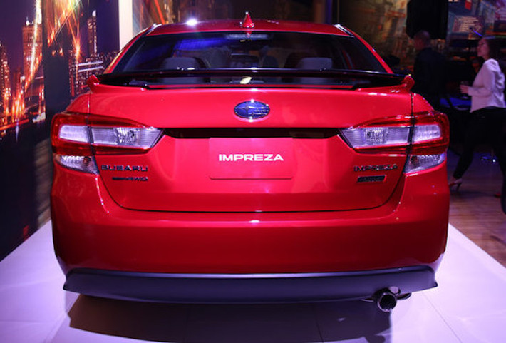 Giá bán và thời điểm bán ra của Impreza thế hệ mới hoàn toàn chưa được hãng xe Subaru tiết lộ.