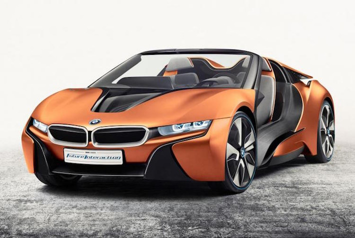 2016 - BMW iVision Future Interaction: Vừa được BMW ra mắt tại triển lãm công nghệ CES đầu năm, về cơ bản iVision Future Interaction là một chiếc i8 mui trần không cửa, với khả năng tự lái và các công nghệ hiện đại.