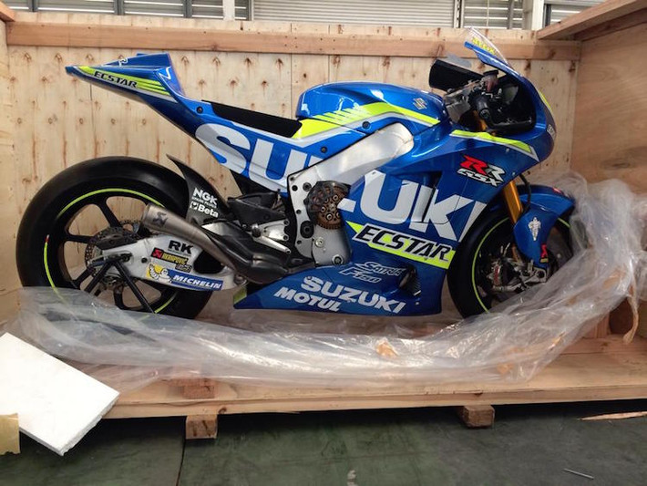 Chính thức ra mắt vào ngày 30/9/2014, Suzuki GSX-RR là mẫu xe đua mới nhất của Suzuki để thi đấu tại giải MotoGP, thay thế cho chiếc GSV-R trước đó. Trên thực tế, Suzuki đã bắt đầu việc phát triển chiếc xe từ năm 2012.