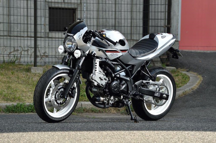 Để "kích cầu" SV650 mới tại Nhật, Suzuki đã tung ra mẫu xe ý tưởng SV 650 Rally Concept, lấy cảm hứng từ những chiếc ôtô đua tại các giải rally thập niên 70.