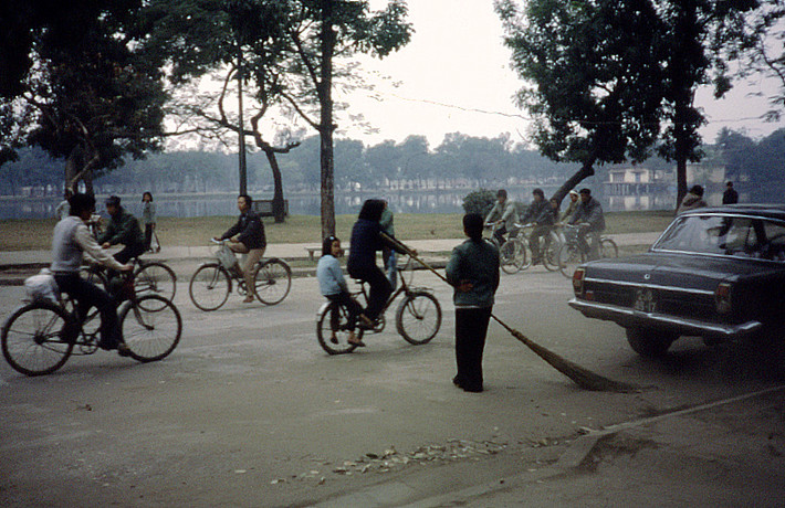 Một hình ảnh khác về hồ Thiền Quang năm 1986.