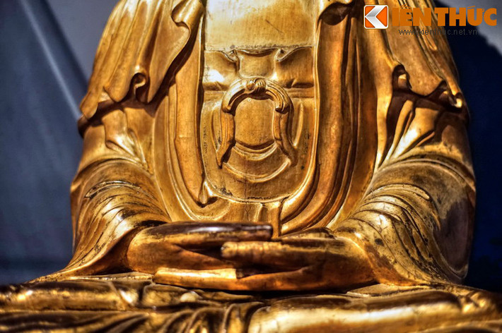 Về phương diện nghệ thuật, tượng Phật cổ Trung Hoa đã đạt đến độ hoàn mỹ với độ chi tiết cao, bố cục hài hòa, thể hiện được tinh thần thoát tục của đạo Phật.