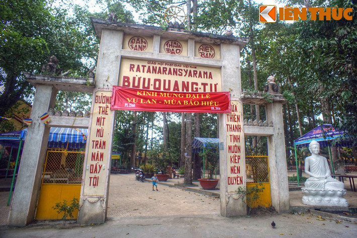 Ngôi chùa ở Sài Gòn này được xây dựng vào năm 1938 do cụ Nguyễn Văn Hiểu chủ quản. Đất chùa vốn của bà Cả và ông Xã trưởng Bùi Ngươn Hứa, đã cho nhóm các cụ Nguyễn Văn Hiểu, Nguyễn Văn Quyến và Văn Công Hương khai phá hơn hai mẫu đất để xây chùa mà không lấy tiền.