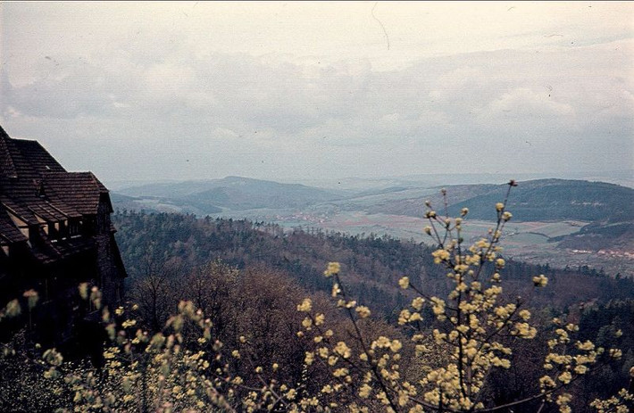 Khung cảnh nhìn từ lâu đài Wartburg. Ảnh: Normann Flickr.