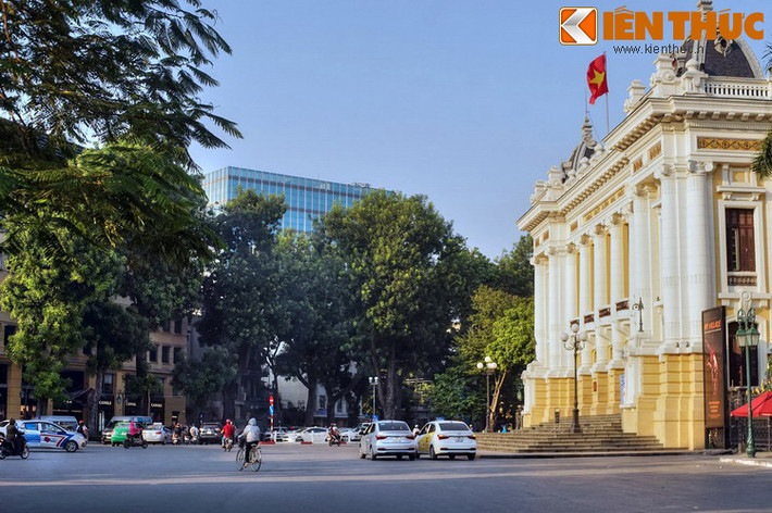 Sự kiện trọng đại nhất diễn ra trên quảng trường diễn ra ngày 19/8/1945, gắn với cuộc cách mạng giành lại độc lập cho dân tộc Việt Nam sau một thời kỳ dài nằm dưới sự đô hộ của thực dân Pháp.