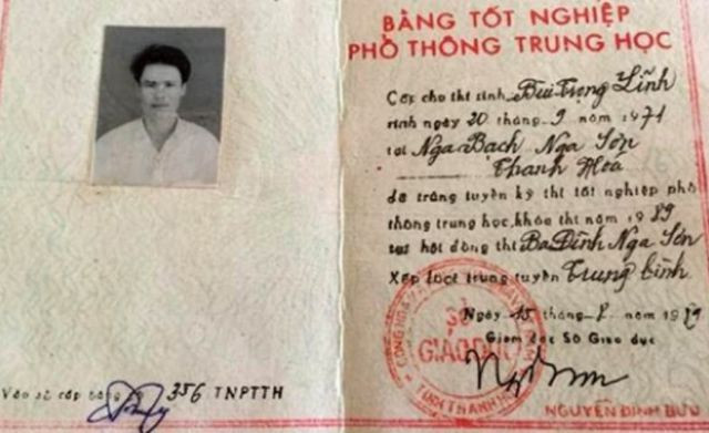 Ở một diễn biến khác, cũng liên quan đến việc sử dụng bằng cấp, huyện Nga Sơn cũng đã ra quyết định cách chức Phó chủ tịch UBND xã Nga Tân đối với ông Bùi Trọng Lĩnh vì sử dụng bằng không hợp pháp. Hồ sơ cấp bằng tốt nghiệp lưu tại Sở GDĐT tỉnh không có tên ông Bùi Trọng Lĩnh. Danh sách công nhận tốt nghiệp tại kỳ thi tốt nghiệp PTTH ngày 6/6/1989, Hội đồng thi Ba Đình, Nga Sơn cũng không có tên người này.
