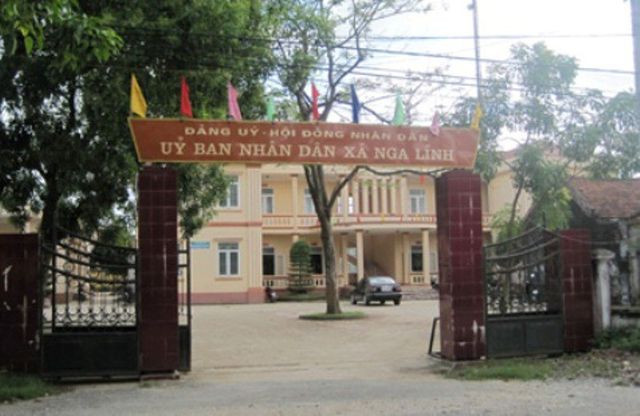 6. Phó Chủ tịch HĐND xã bị cách chức vì dùng bằng không hợp pháp: Năm 2018, Huyện ủy Nga Sơn (tỉnh Thanh Hóa) đã cách chức Đảng ủy viên với ông Nguyễn Hữu Huấn, Ủy viên Ban Thường vụ Đảng ủy - Phó Chủ tịch HĐND xã Nga Lĩnh. Từ năm 1993, ông Huấn đã sử dụng bằng tốt nghiệp bổ túc trung học không hợp pháp để kê khai trong hồ sơ lý lịch Đảng, hồ sơ cán bộ và hồ sơ cá nhân để làm điều kiện tiếp tục học tập nâng cao trình độ chuyên môn, nghiệp vụ, để được bổ nhiệm, bầu cử vào chức danh trong Đảng, HĐND và UBND xã Nga Lĩnh.