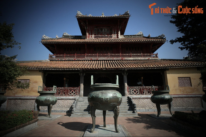 Tháng 10 vừa qua, tỉnh Thừa Thiên Huế đã chọn Bảo vật quốc gia Cửu Đỉnh nhà Nguyễn làm đối tượng xây dựng hồ sơ, trình Ủy ban Di sản Ký ức thế giới của UNESCO nhằm đánh giá và tôn vinh Bảo vật này ở tầm vóc quốc tế.