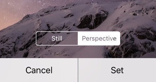Tùy chọn hình nền (wallpaper) tĩnh hoặc động. Hệ điều hành iOS 9 có hình nền mới và cũng đồng thời có thêm tùy chọn đặt ở chế độ hình nền động hoặc tĩnh ngay trên màn hình chính.