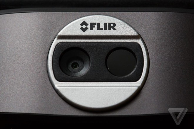 Flir One hiện chỉ có bản trên iOS. Người dùng Android phải đợi đến tháng 7 để đón nhận sản phẩm này.