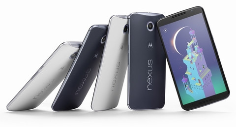 Google Nexus 6 cỡ 6-inch. Google Nexus do Motorola sản xuất đã gây bất ngờ cho các fan hâm mộ. Đây không chỉ là thiết bị Nexus hiện đại đầu tiên bán lẻ ra thị trường không được trợ giá nhưng đâycũng là phablet đầu tiên của Google. Màn hình 6-inch của Nexus 6 có độ phân giải QHD 1440x2560 điểm ảnh, bộ xử lý lõi tứ Snapdragon 805, 3GB RAM, camera sau 13MP kèm theo bộ ổn định hình ảnh quang học và hai đèn flash LED.