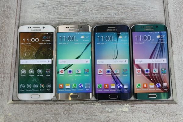 Bốn màu chính hãng của Galaxy S6 Edge (từ trái qua): trắng, vàng (gold), đen, xanh ngọc lục bảo.