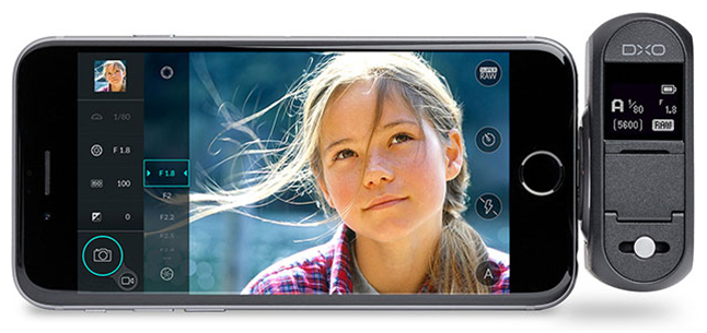 Hiện tại DxO ONE chỉ tương thích với iPhone 5, iPad mini và iPad 4 trở lên và sẽ được bán ra trong tháng 9 năm nay thông qua đơn đặt hàng trên các trang web của DxO với giá 599 USD (khoảng 13 triệu VNĐ).