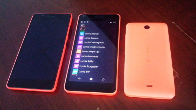 Nhóm smartphone dùng Windows Phone 8.1 của Microsoft ra mắt vừa qua còn có Lumia 540 (3.490.000 VNĐ) và Lumia 430 (1.599.000 VNĐ).So với Lumia 640, Lumia 540 cũng có màn hình HD 5-inch nhưng chip xử lý dùng Snapdragon 200, RAM 1GB và 8GB bộ nhớ trong. "Em út" Lumia 430 phù hợp cho người dùng mới chuyển từ điện thoại di động phổ thông sang điện thoại thông minh, giá rẻ, chip hai nhân, 1GB RAM và 8GB bộ nhớ trong.