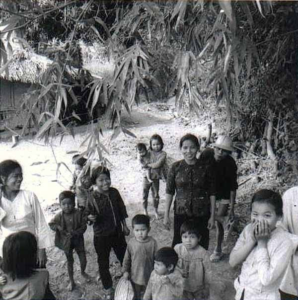 Trẻ em nông thôn Bình Định. Ảnh: 19engrvn.org.