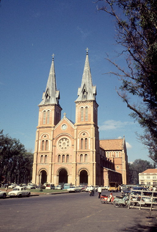 Nhà thờ Đức Bà, Sài Gòn năm 1969.