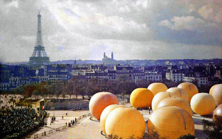 Quang cảnh tại cuộc thi khinh khí cầu ở Paris.