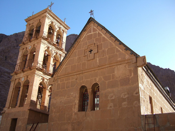 Các bản thảo ở nơi đây được ghi chép bằng tiếng Hy Lạp, Ả Rập, Armenia, Coptic, Do Thái, Georgia, và cả các văn bản Aramaic.