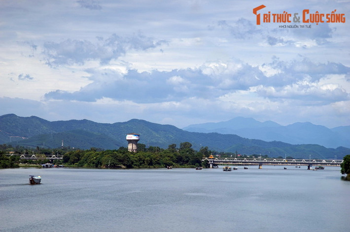 Cầu Bạch Hổ ngày nay.