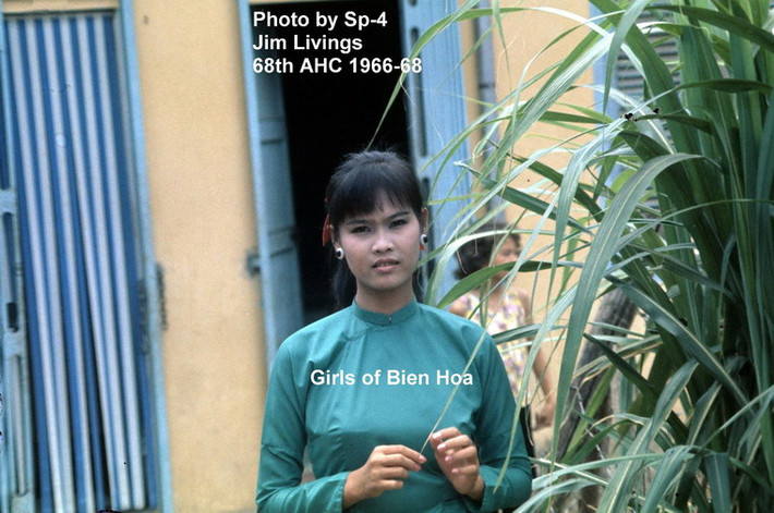 Trong chiến tranh Việt Nam, những mối quan hệ "tình - tiền" giữa lính Mỹ với các người đẹp Việt Nam là điều rất phổ biến và công khai.