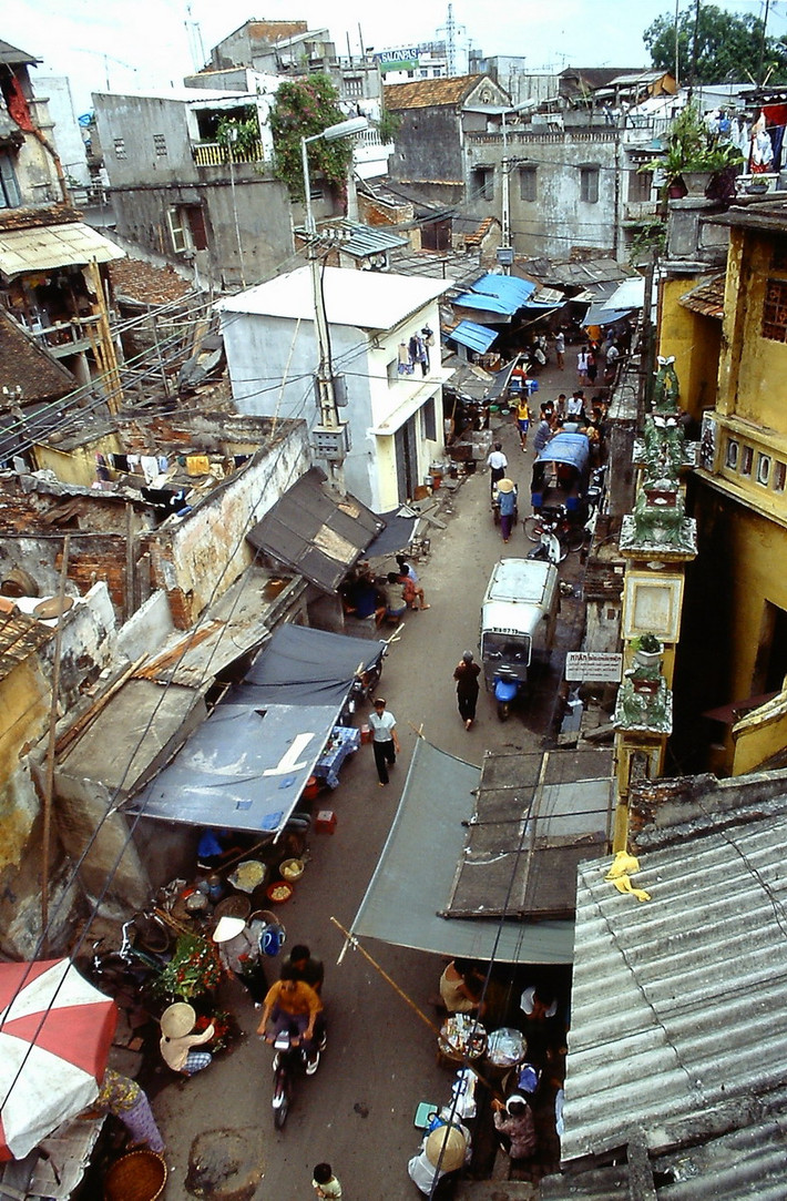 Một góc chụp khác về ngõ Thanh Hà.