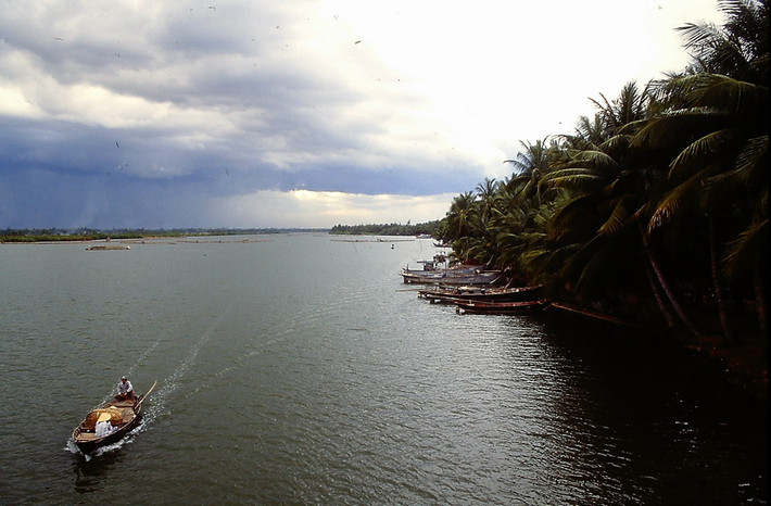 Trên sông Thu Bồn.