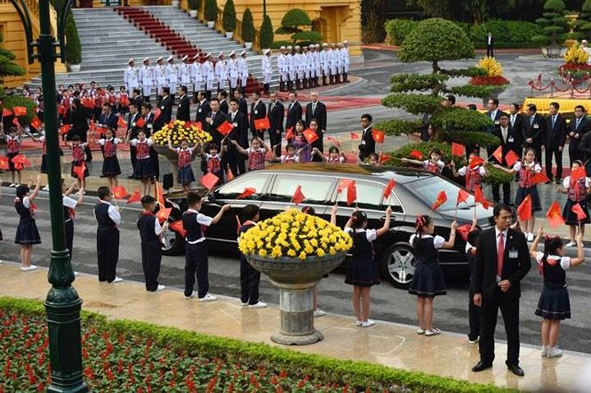 Chiều nay 12/11, Lễ đón chính thức Tổng Bí thư, Chủ tịch Trung Quốc Tập Cận Bình được tổ chức trọng thể tại Phủ Chủ tịch.
