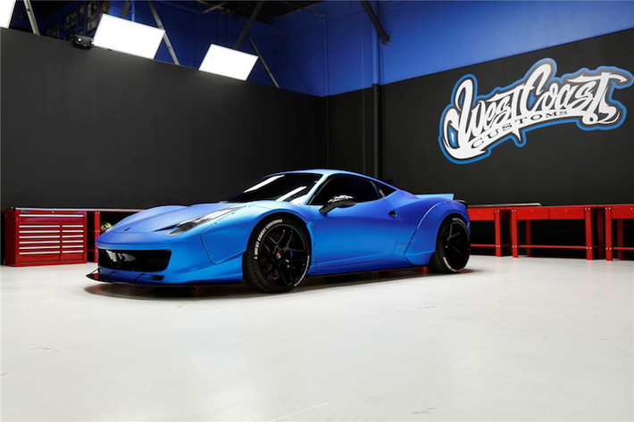 Được biết chiếc 458 Italia của Bieber đã từng bị va chạm ở đuôi xe, tuy nhiên vụ va chạm này rất nhẹ và thậm chí còn không khiến túi khí của xe nổ. Giá bán của chiếc xe chưa được công bố và khá khó dự đoán do nó đã được độ lại khá nhiều và từng bị tại nạn, nhưng lại thuộc sở hữu của một ca sĩ nổi tiếng. Hiện nay, một chiếc 458 Italia cũ tại Mỹ có giá khoảng 150.000 USD (Tương đương 3,38 tỷ đồng).