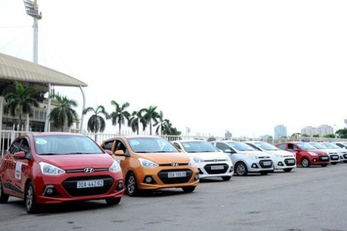 Không chỉ có Grand i10, cả Kia Morning lẫn Chevrolet Spark và toàn bộ các dòng xe ôtô giá rẻ, cỡ nhỏ nói chung hứa hẹn sẽ còn tiếp tục "bùng nổ" doanh số trong năm 2017 này do nhận được nhiều ưu đãi về thuế, chi phí sở hữu/sử dụng rẻ và phù hợp với tình trạng giao thông tại Việt Nam.
