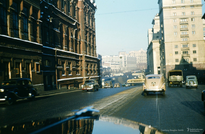 Gần giao lộ Okhotny - Tverskaya. Ảnh: Russiatrek.org.
