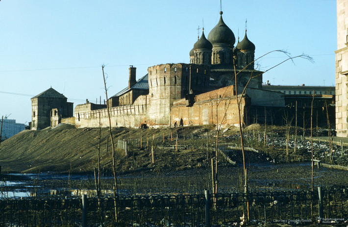 Tu viện Novospassky ở phía Đông - Nam Moscow. Ảnh: Russiatrek.org.