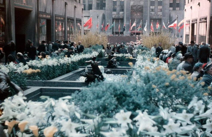 Trung tâm Rockefeller ở Manhattan. Ảnh: Vintag.es.