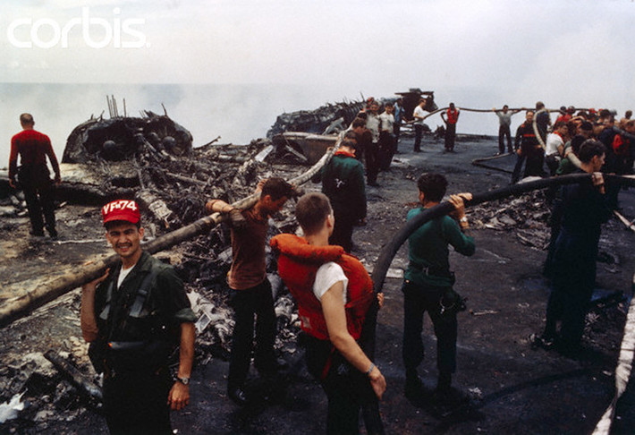 Sau sự cố này, tàu USS Forrestal bị loại khỏi vòng chiến đấu và phải sửa chữa kéo dài 7 tháng liền. Ảnh: Corbis.