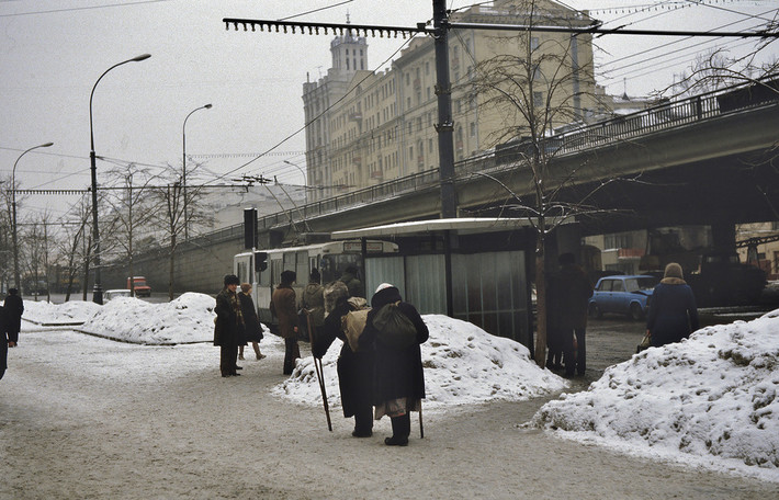 Một trạm dừng trên tuyến xe điện B của Moscow.