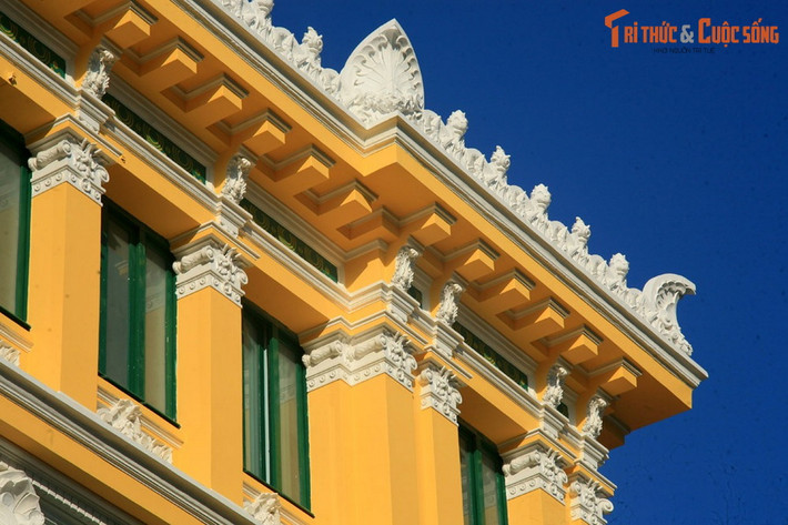 10. Xuất hiện trong nhiều bộ phim nổi tiếng. Bưu điện Trung tâm TP HCM từng xuất hiện trong nhiều phim điện ảnh trong và ngoài nước, như “Người Mỹ trầm lặng (The Quiet American)”.