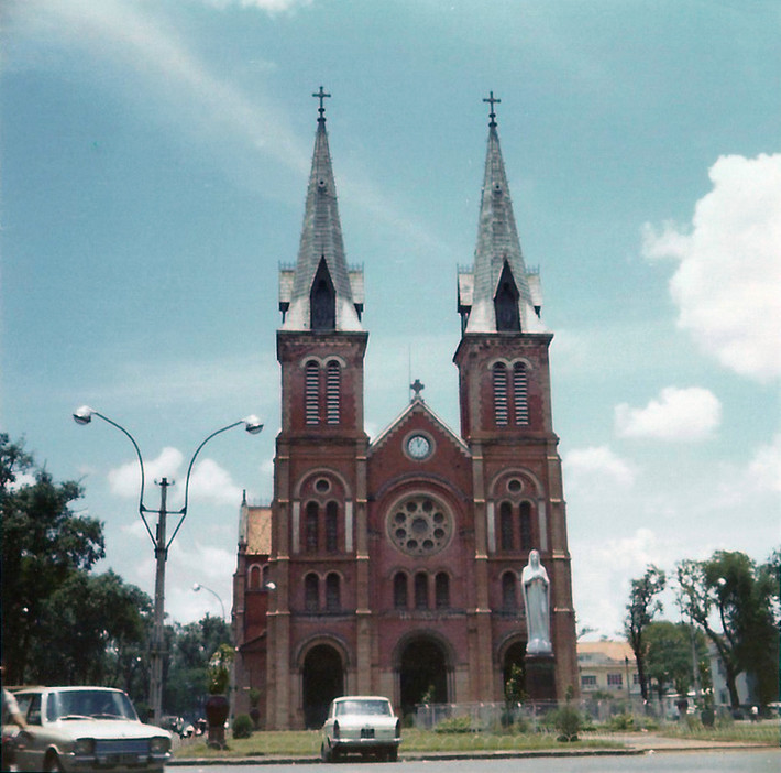 Nhà thờ Đức Bà.