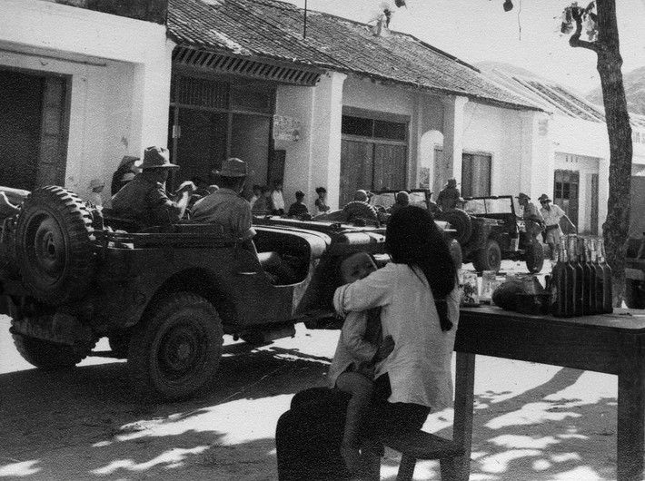 Một con đường ở thị xã Quy Nhơn năm 1955.