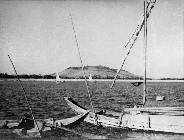 Quang cảnh ở đầm Thị Nại.