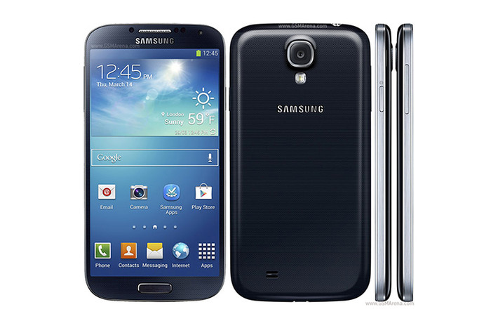 Samsung Galaxy S4 được phát hành vào cuối tháng 4 năm 2013 tại 155 quốc gia, và trở thành chiếc điện thoại bán chạy nhất thế giới ngay sau đó.