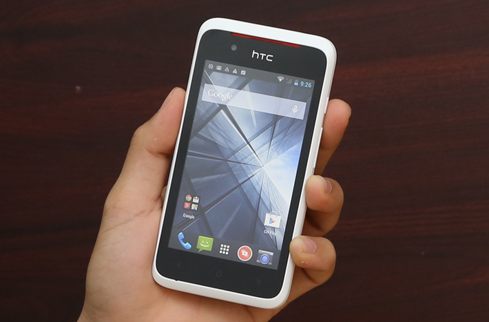 HTC Desire 210 2 SIM 2 sóng tiện lợi, sử dụng chip lõi kép MediaTek hỗ trợ nhanh chóng, mượt mà các tác vụ nghe gọi, nhắn tin, chơi game, đọc báo một cách hiệu quả. Nổi bật hơn với thiết kế dải loa màu đỏ cá tính 2 camera giúp bạn ghi lại những khoảnh khắc trong cuộc sống. Giá: 1.990.000 VND.