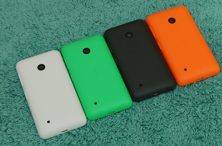 Lumia 530. Sản phẩm hứa hẹn sẽ mang đến luồng gió mới cho phân khúc giá rẻ khi có thể sẽ chạy Windows Phone 8.1, màn hình 4 inch cùng nhiều cải tiến so với đàn anh 520. Giá: 1.990.000 VND.